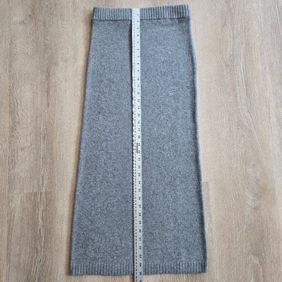 H&M Gray Midi Fitted Knit Pencil Skirt Pull-On Style Wool Blend Size XS NWOT - Picture 7 of 15